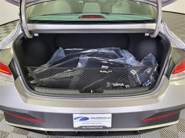 2025 Hyundai Elantra Hybrid Blue photo 19
