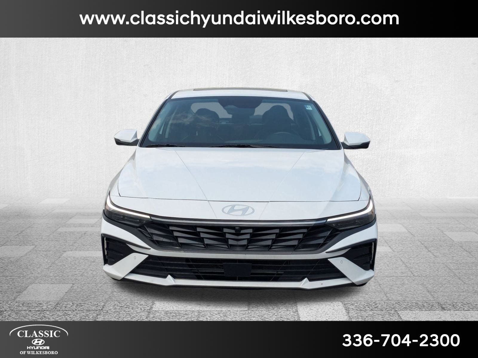 2024 Hyundai Elantra Limited photo 2