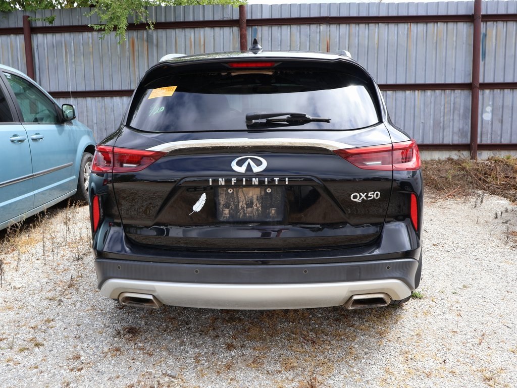 2019 Infiniti QX50 Essential photo 7