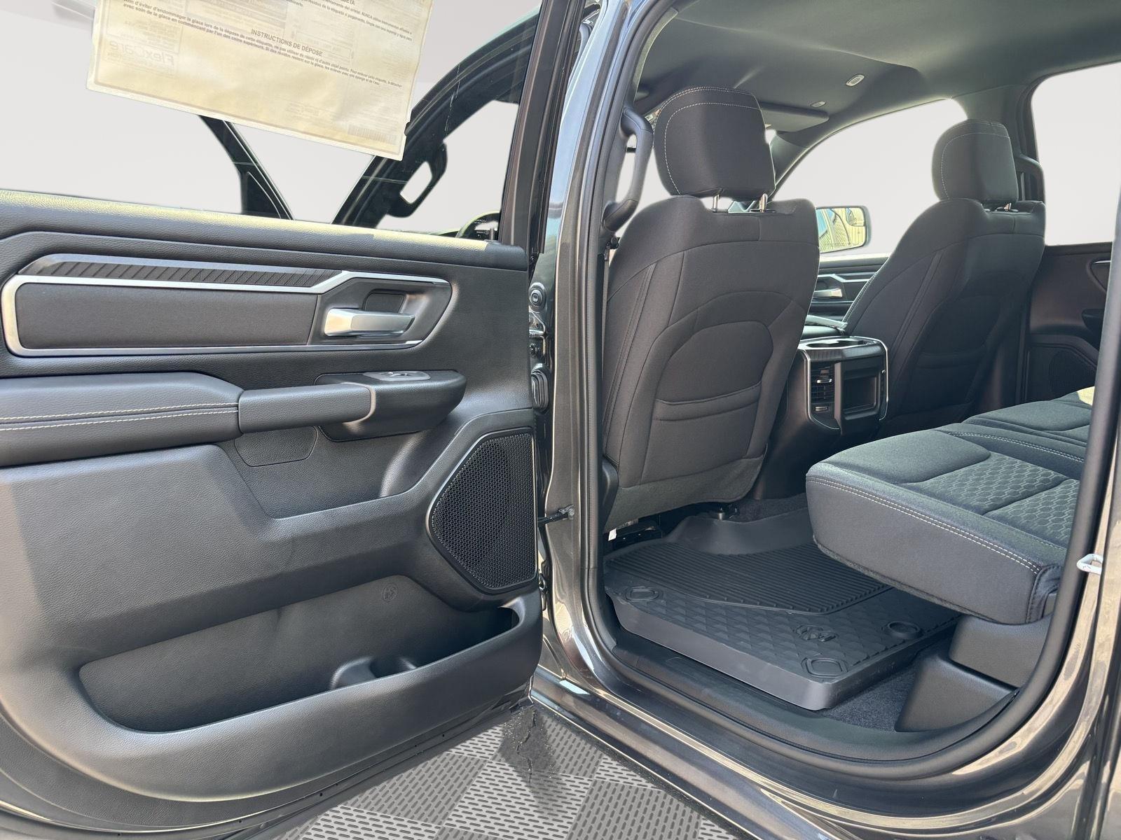 2026 Ram 1500 Big Horn photo 31
