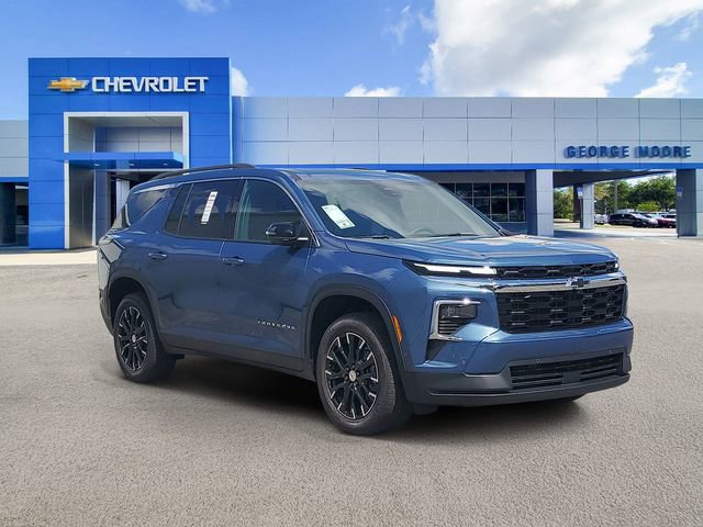 2025 Chevrolet Traverse LT's photo