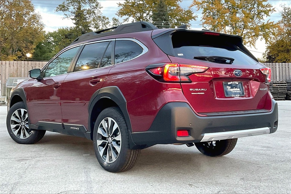 2025 Subaru Outback Limited photo 3