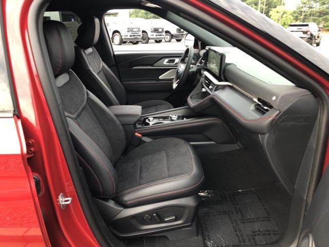 2025 Ford Explorer ST photo 16