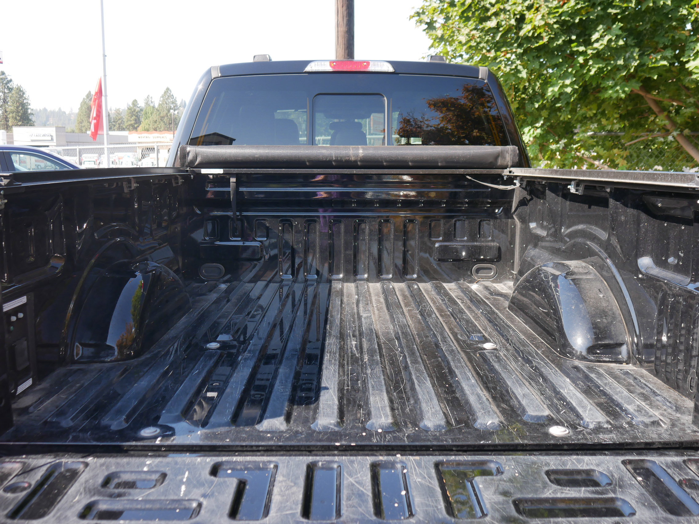 2023 Ford F-150 Lariat photo 25
