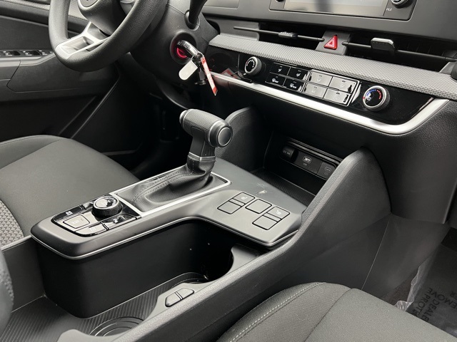 2024 Kia Sportage LX photo 30