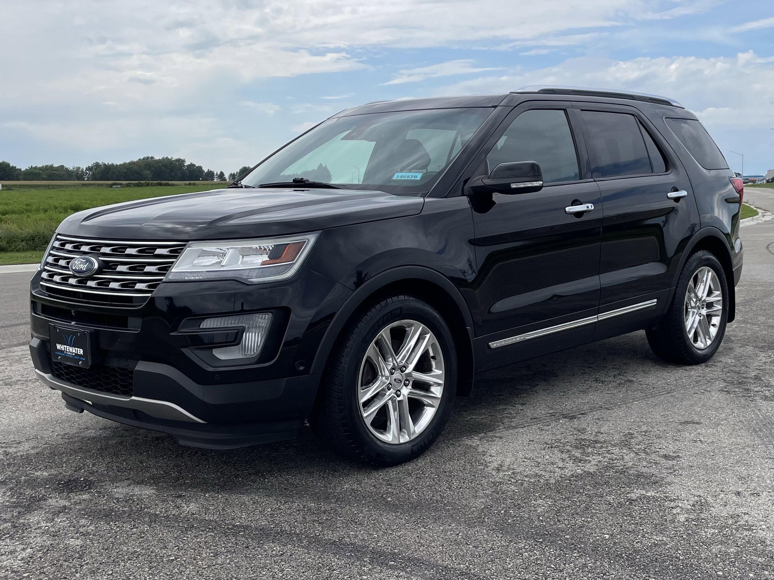 Used 2016 Ford Explorer Limited with VIN 1FM5K8F88GGC34170 for sale in Burnsville, Minnesota