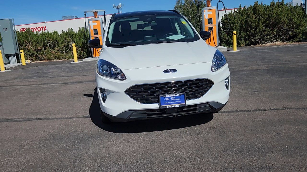 2022 Ford Escape SEL photo 4