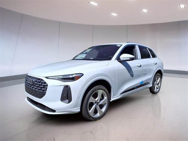 2025 Audi Q5 Premium Plus photo 4
