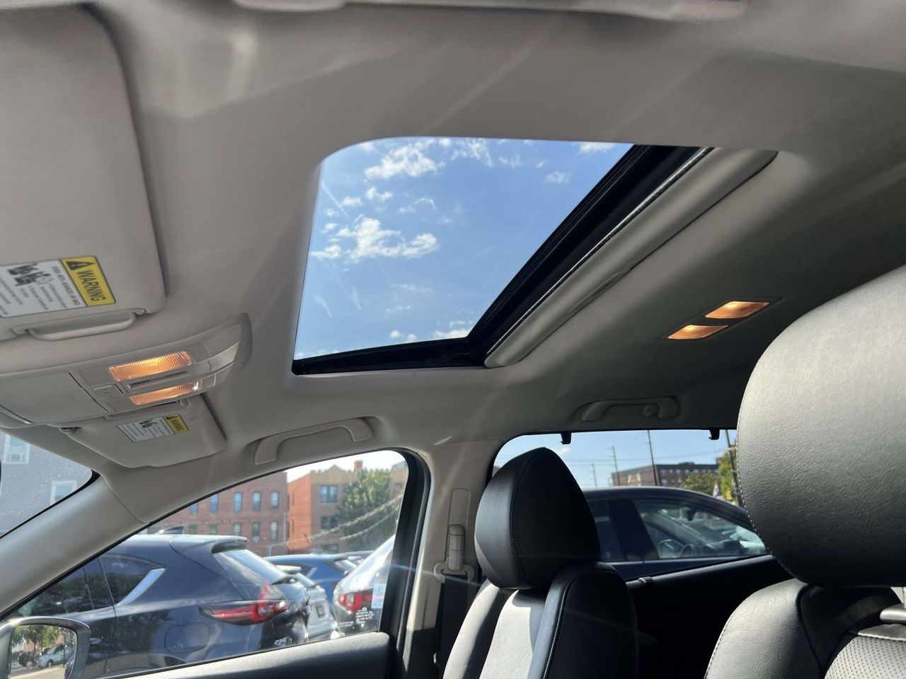 2022 Mazda CX-9 Touring photo 17