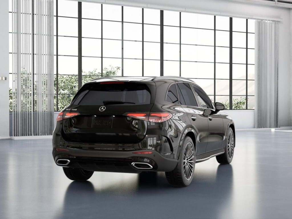 2026 Mercedes Benz GLC 300 photo 22