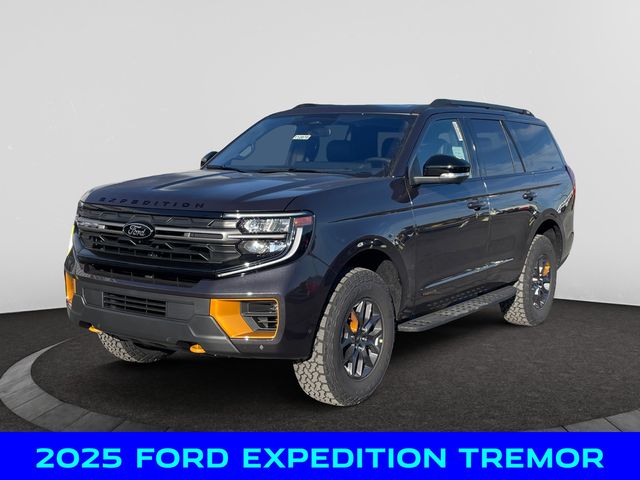 2025 Ford Expedition Tremor's photo