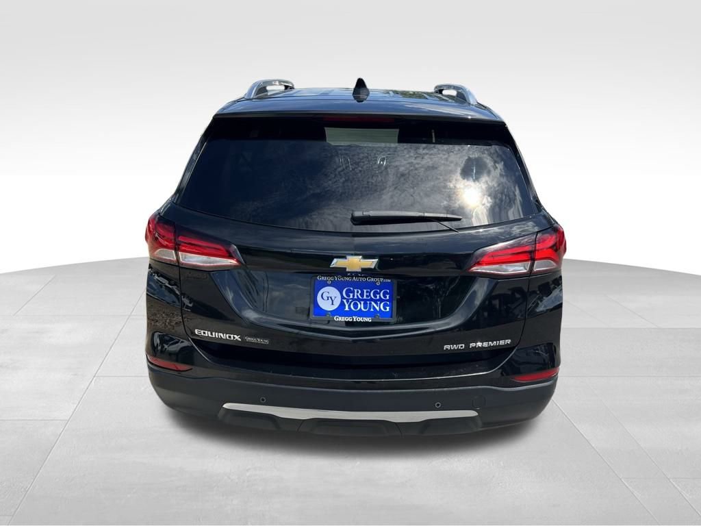 2022 Chevrolet Equinox Premier photo 3