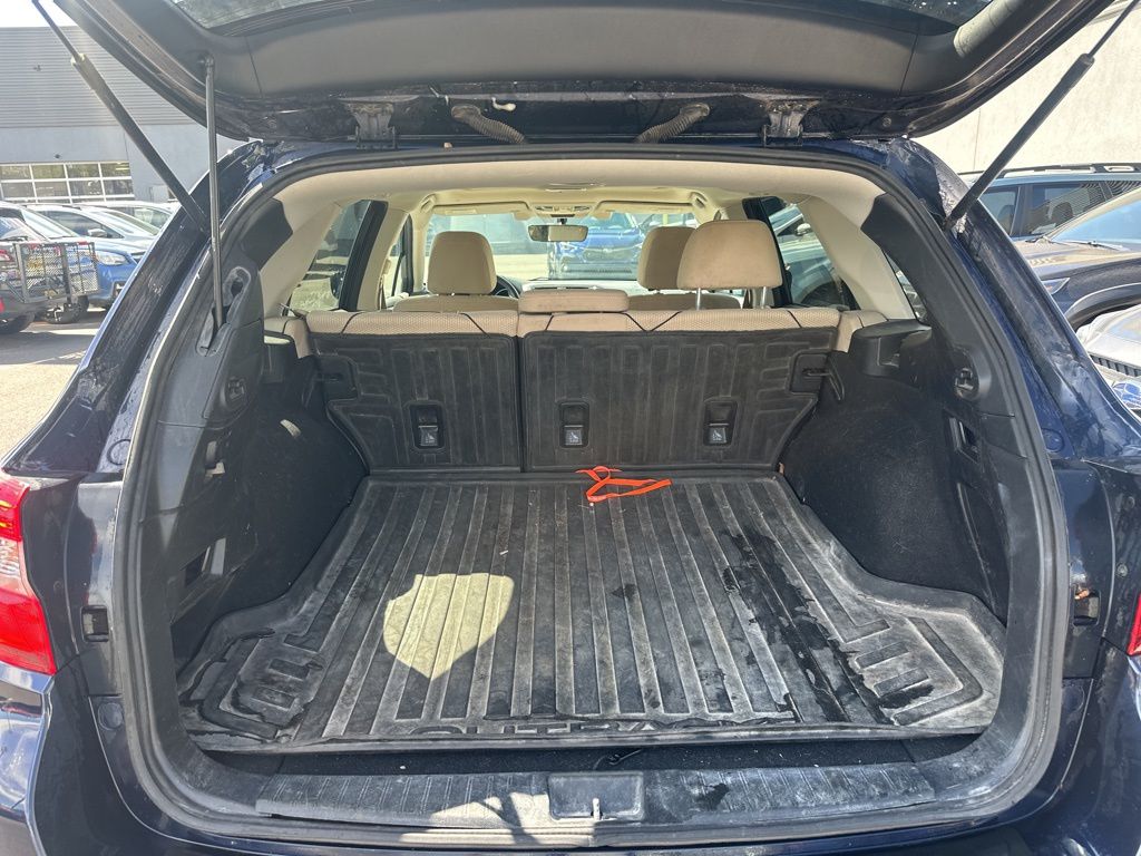 2018 Subaru Outback 2.5i Premium photo 6