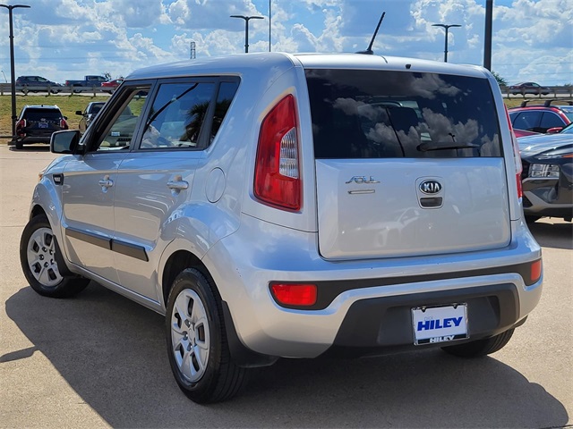 2013 Kia Soul Base photo 2