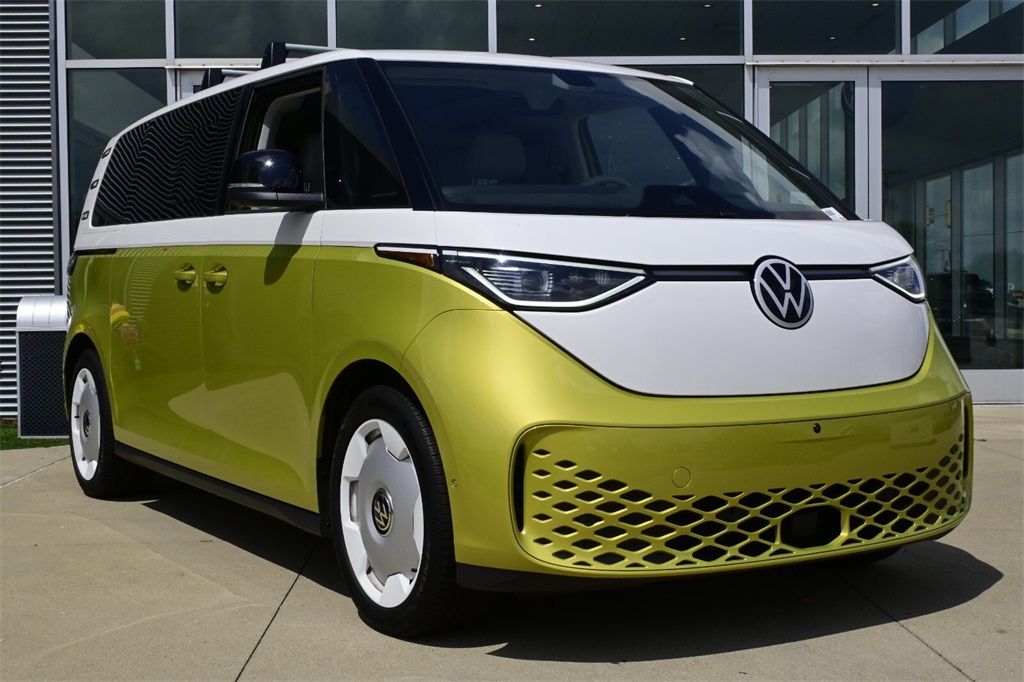 2025 Volkswagen ID. Buzz 1st Edition's photo