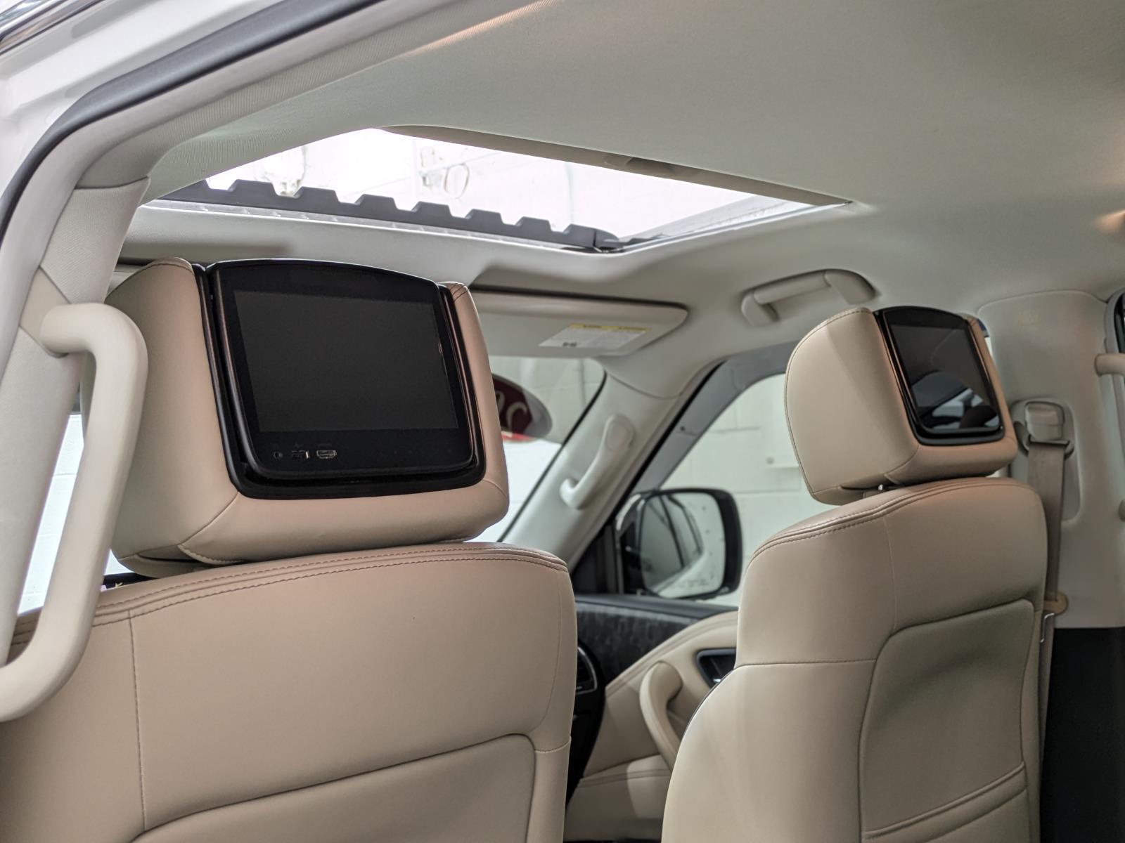 2023 Nissan Armada Platinum photo 3