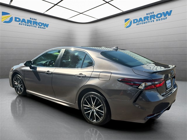 2024 Toyota Camry SE photo 3