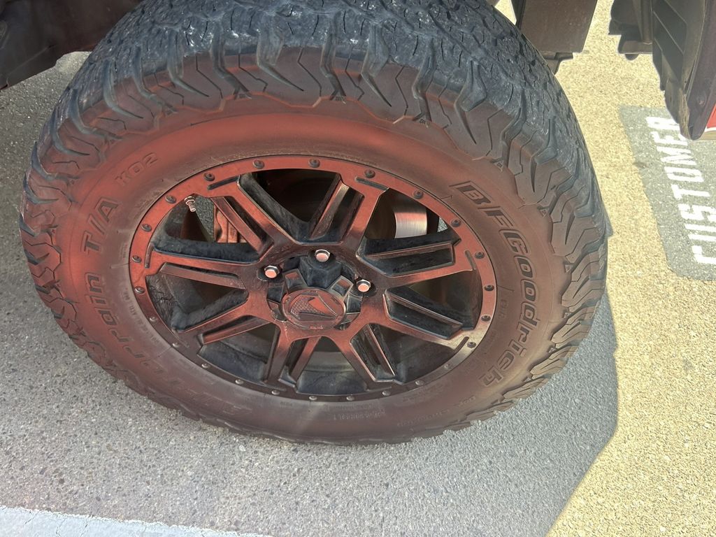 Used 2019 Black Toyota  image 28