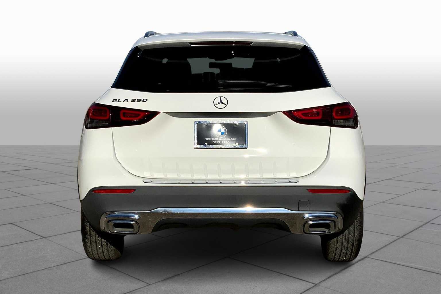 2021 Mercedes Benz GLA 250 photo 4