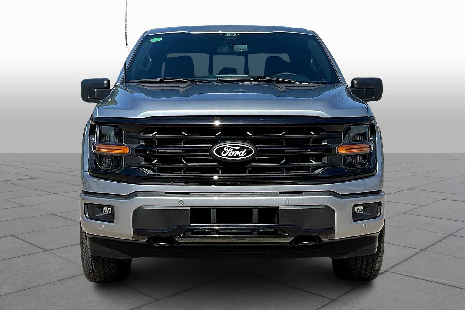 2024 Ford F-150 XLT photo 3