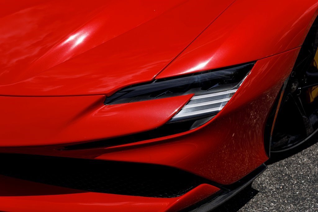 2023 Ferrari SF90 Spider photo 22