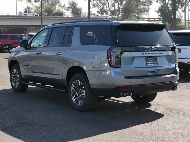 2026 Chevrolet Suburban Z71 photo 4