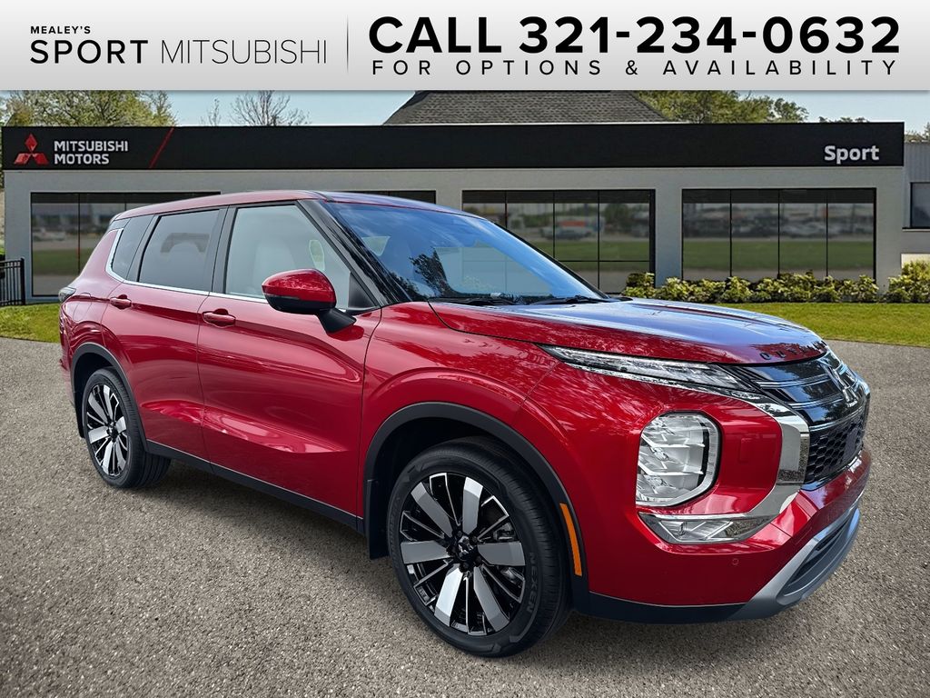 2025 Mitsubishi Outlander SE's photo