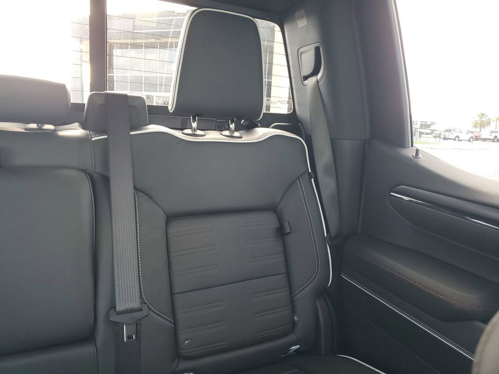 2025 Gmc Sierra AT4X photo 14