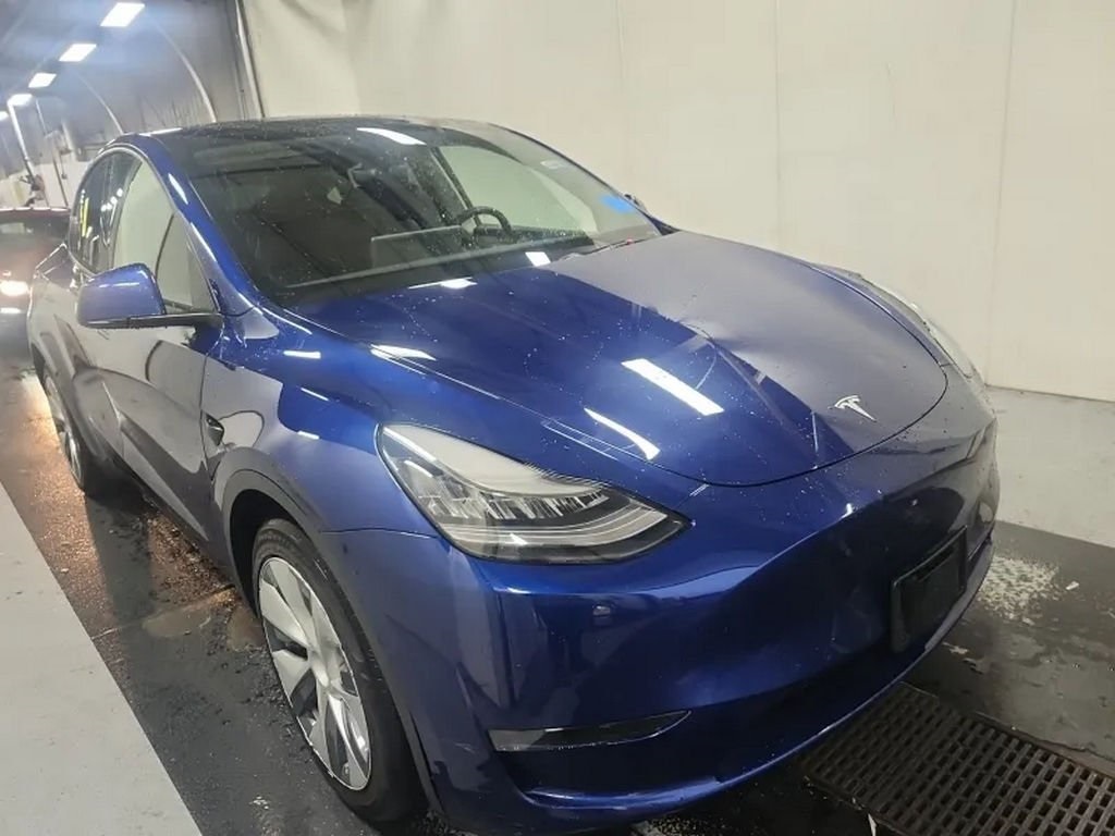 Used 2020 Tesla Model Y Long Range with VIN 5YJYGDEE3LF006147 for sale in Bedford, OH