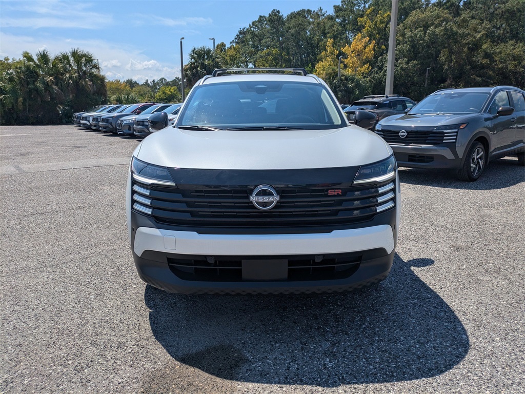 2026 Nissan Kicks SR photo 4