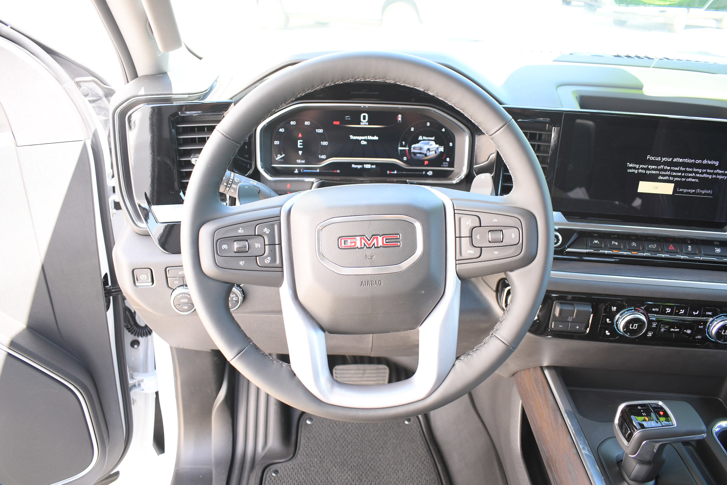 2025 Gmc Sierra 1500 SLT photo 24