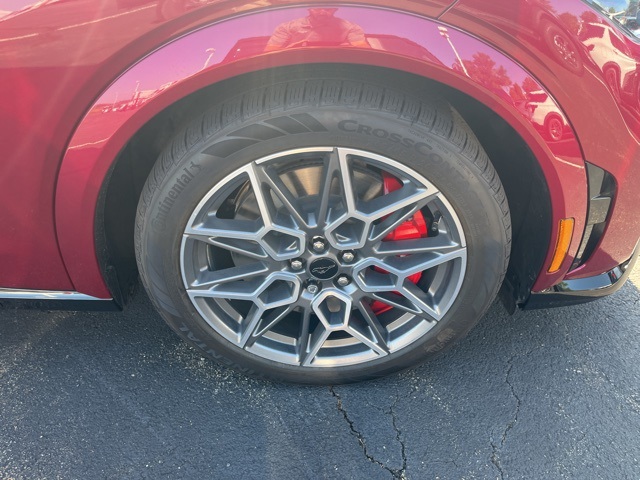 2025 Ford Mustang Mach-E GT photo 4