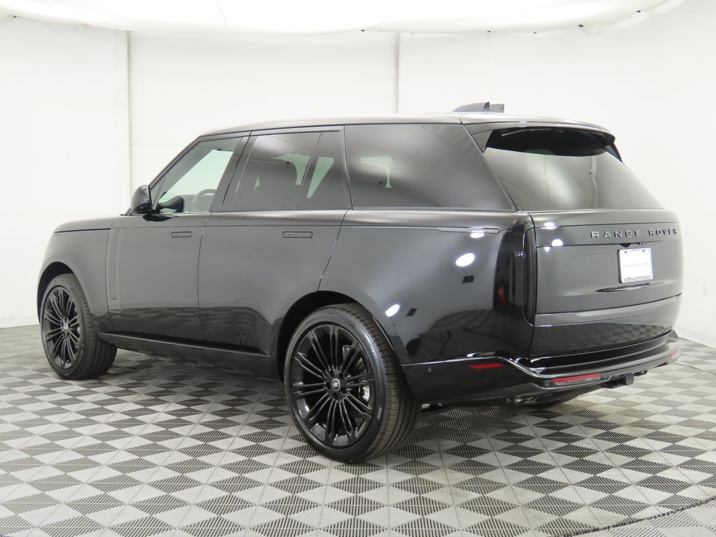 2025 Land Rover Range Rover SE photo 7