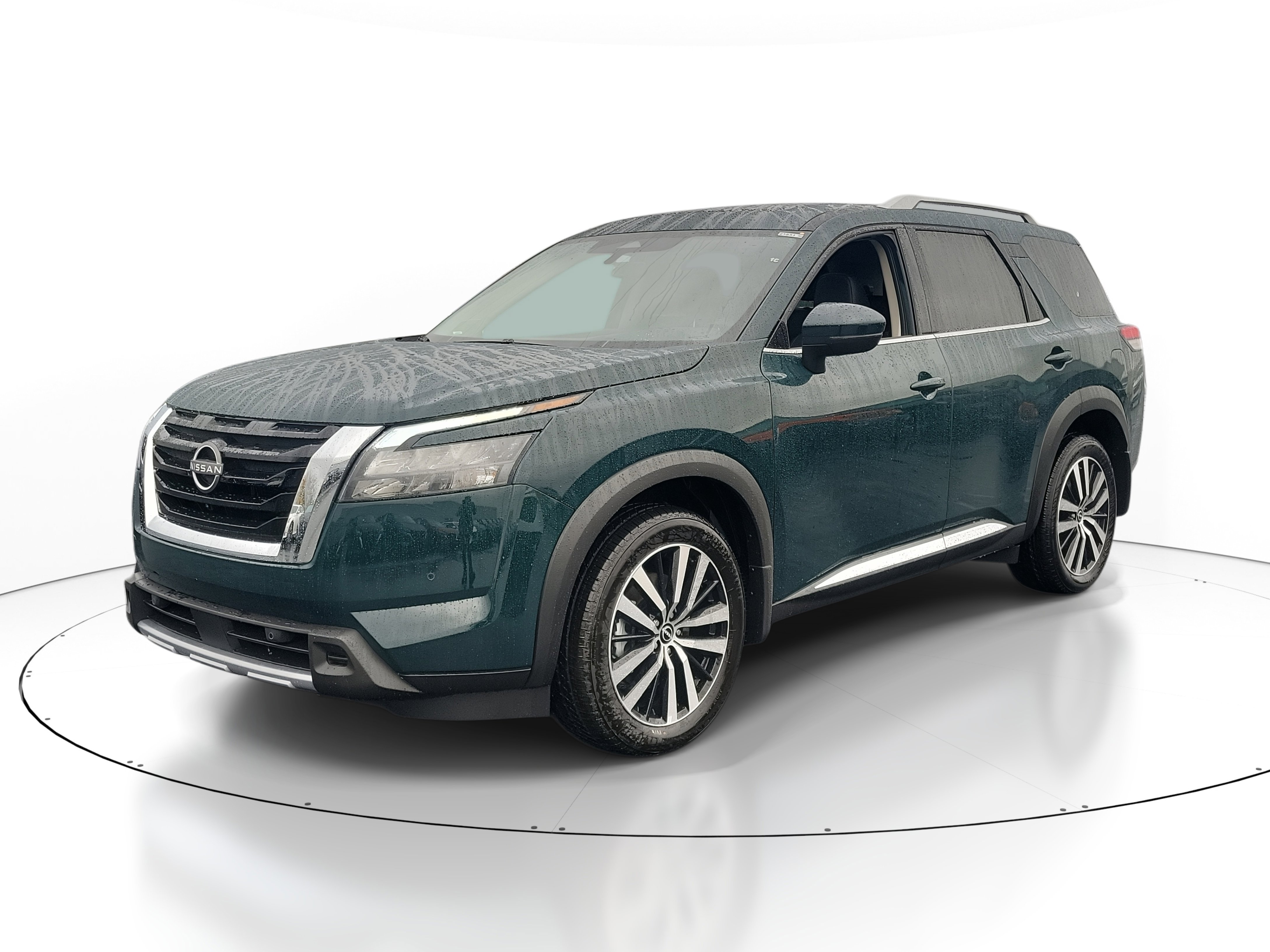 2025 Nissan Pathfinder Platinum photo 2