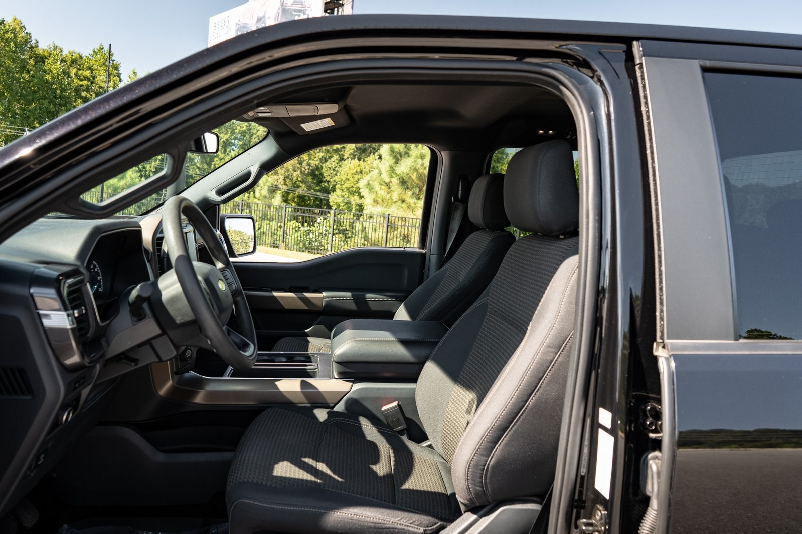 2023 Ford F-150 XL photo 14