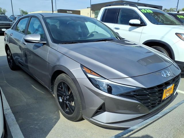 2023 Hyundai Elantra Hybrid Blue photo 2