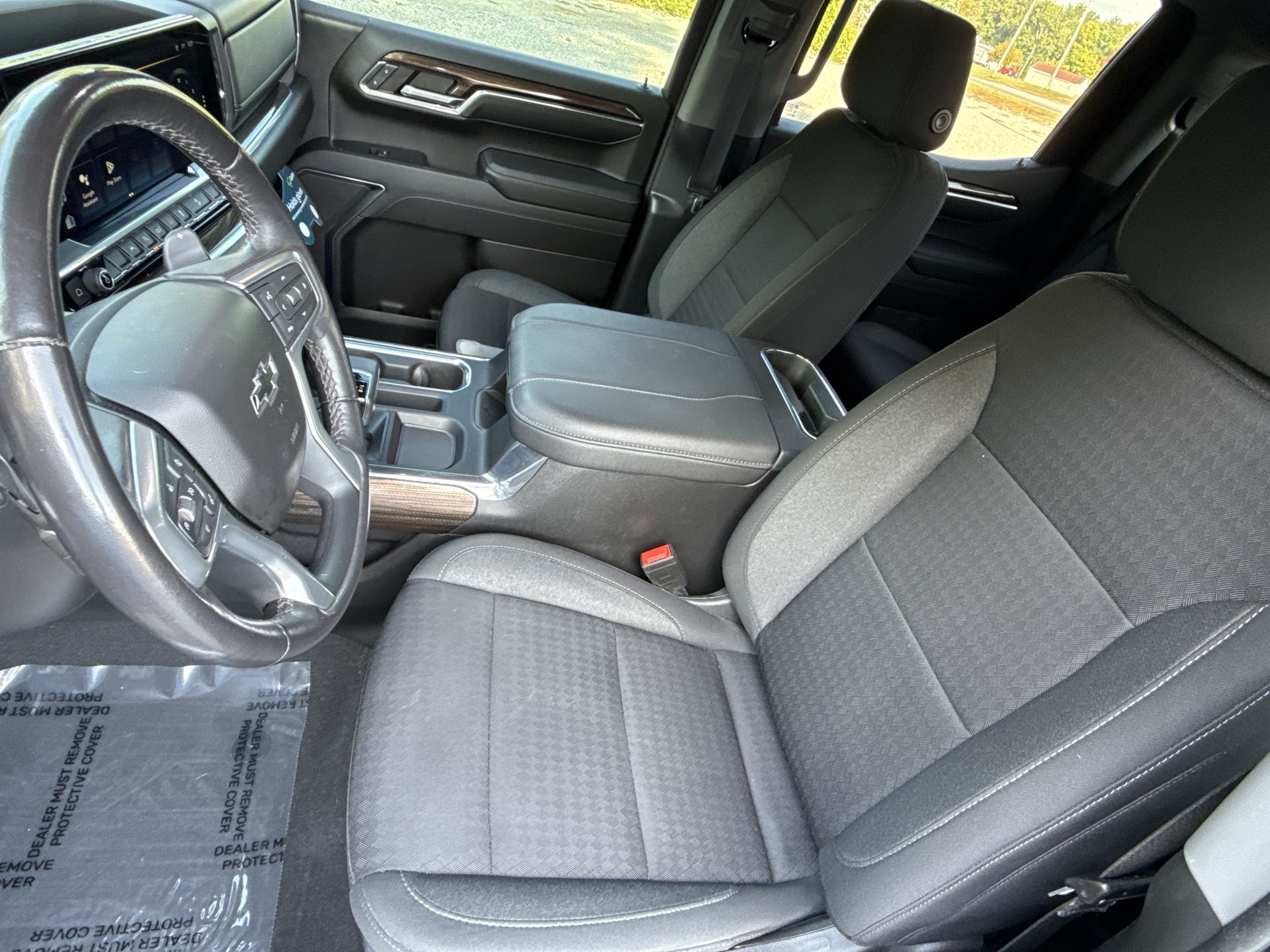 2023 Chevrolet Silverado 1500 RST photo 14
