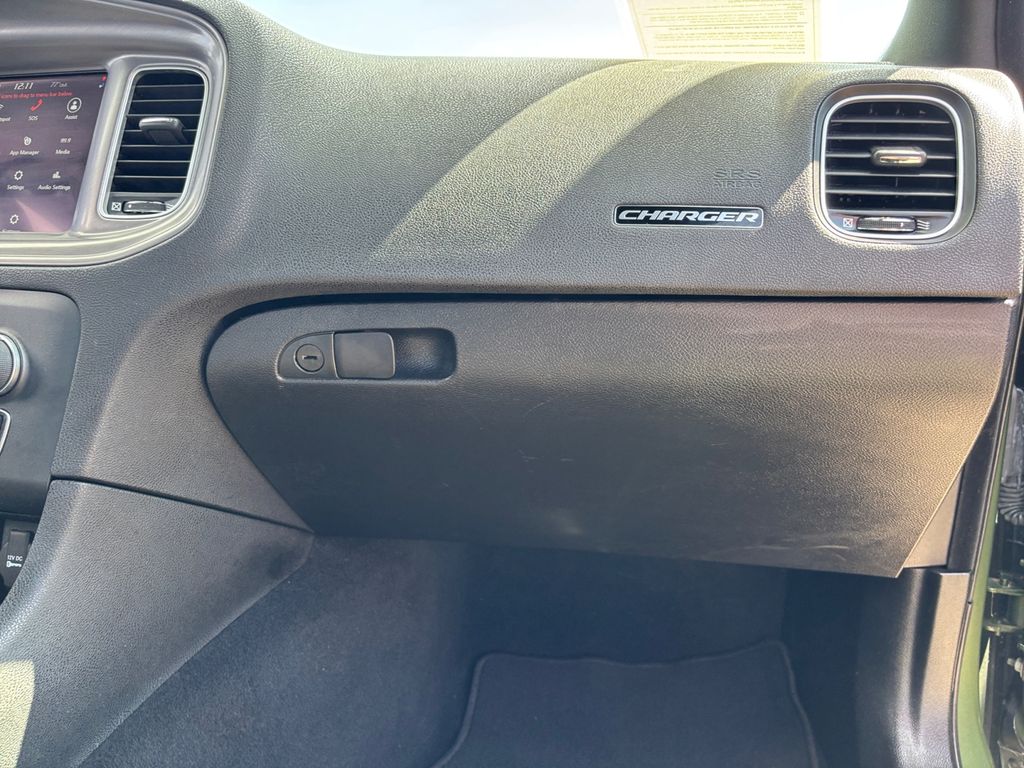2023 Dodge Charger SXT photo 22