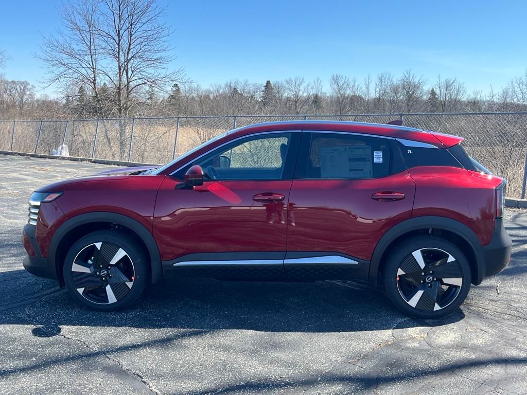 2025 Nissan Kicks SR photo 2