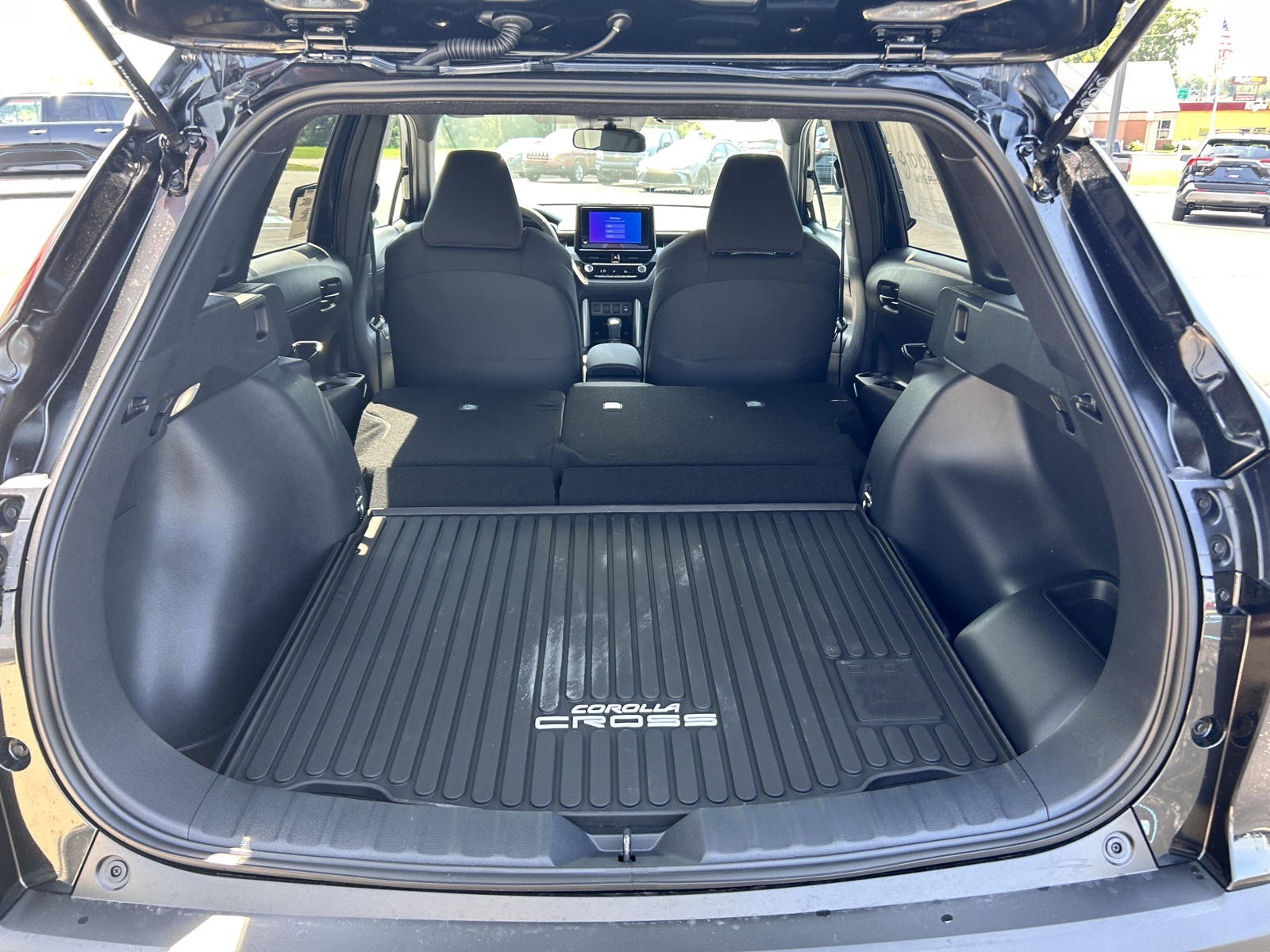 2025 Toyota Corolla Hybrid photo 15