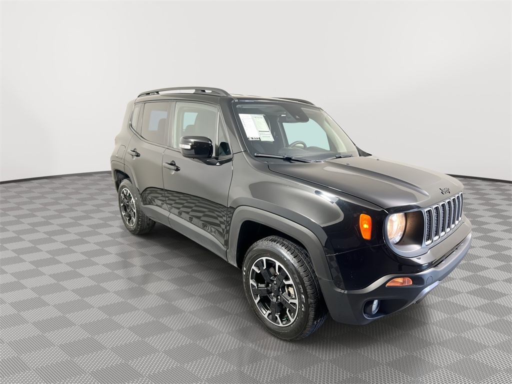 2023 Jeep Renegade Latitude Upland photo 2