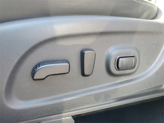2022 Nissan Murano SV photo 16