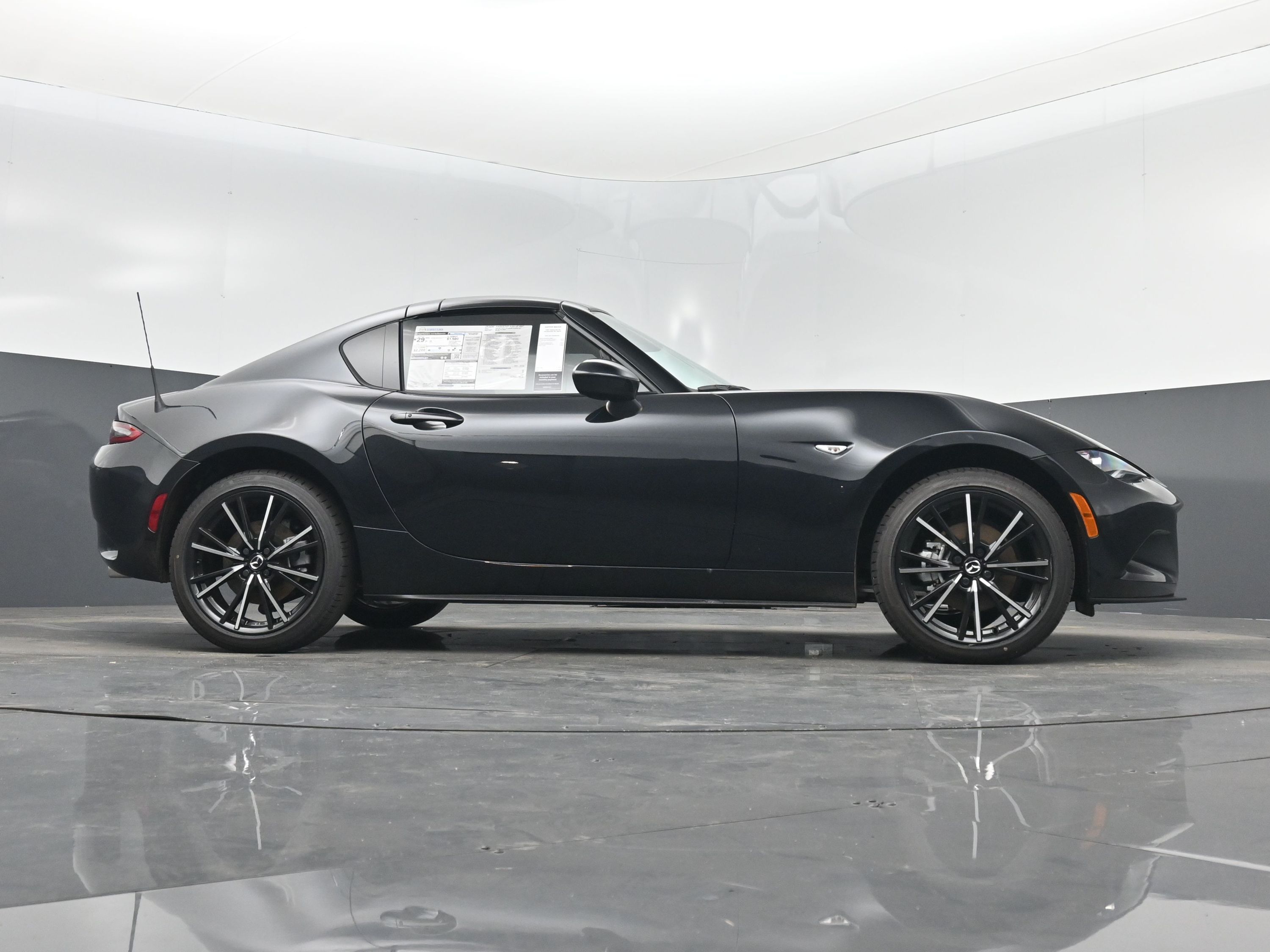 2025 Mazda MX-5 Miata Miata RF Grand Touring photo 25