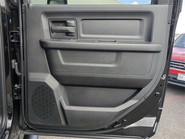 2025 Ram 2500 Tradesman photo 26