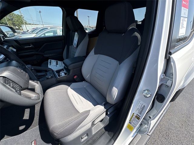 2025 Toyota Tacoma TRD Sport photo 2
