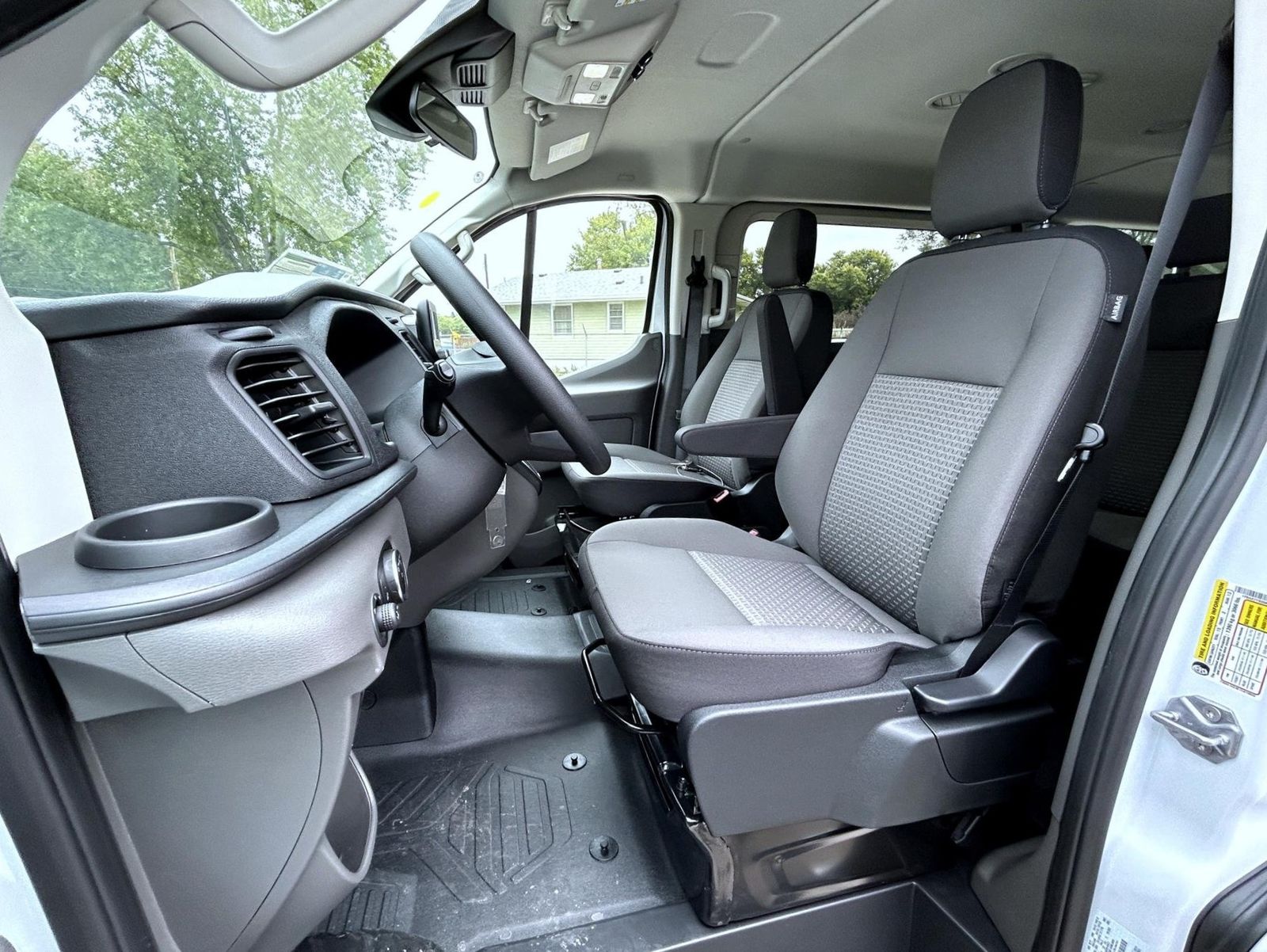 2025 Ford Transit XLT Passenger photo 7