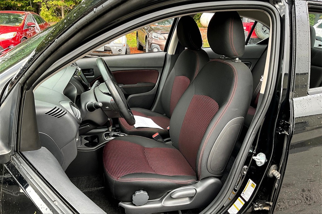 2024 Mitsubishi Mirage G4 ES photo 10