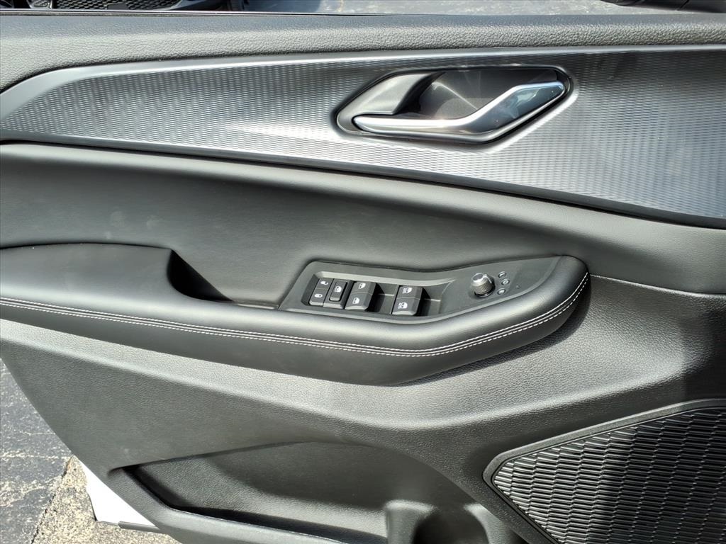 2025 Jeep Grand Cherokee Laredo Altitude photo 6