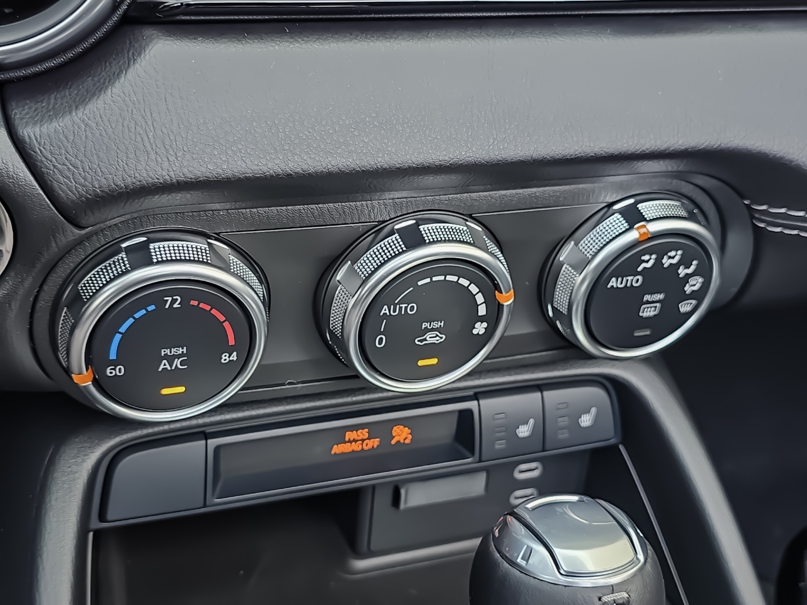 2025 Mazda MX-5 Miata Miata Grand Touring photo 17