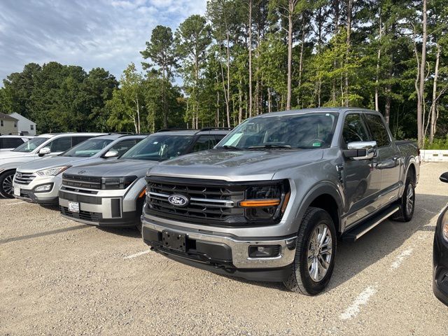2024 Ford F-150 XLT photo 3